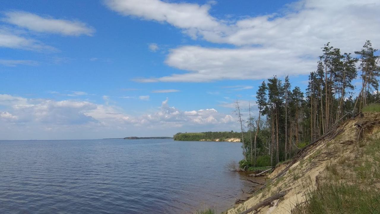 Генеральські дачі (річка Дніпро)